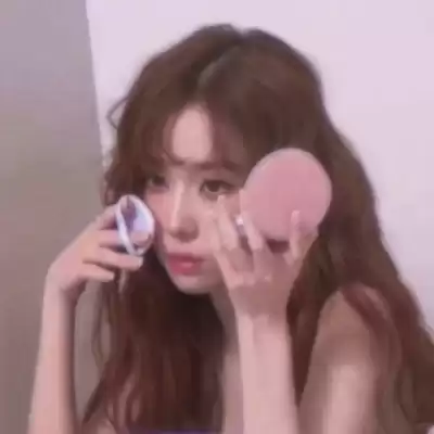 唐依童